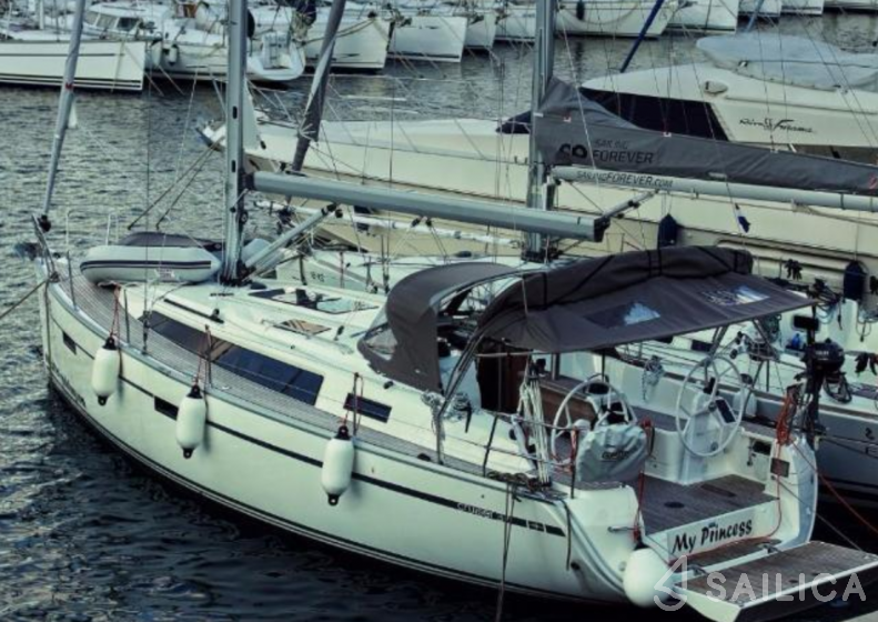 Bavaria 37 Cruiser - Yacht Charter Sailica