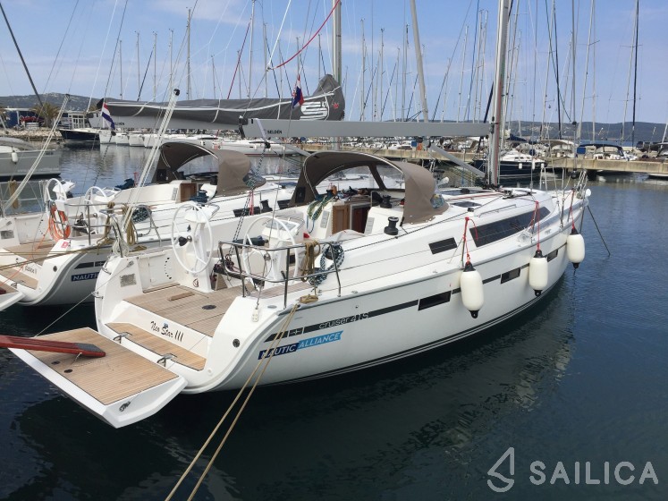 Bavaria Cruiser 41S - Yacht Charter Sailica