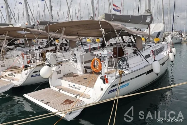 Bavaria Cruiser 41S - Yacht Charter Sailica