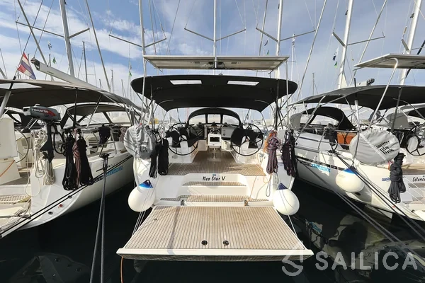 Bavaria 46 Cruiser - Yacht Charter Sailica