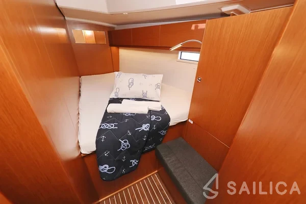 Bavaria 46 Cruiser - Yacht Charter Sailica