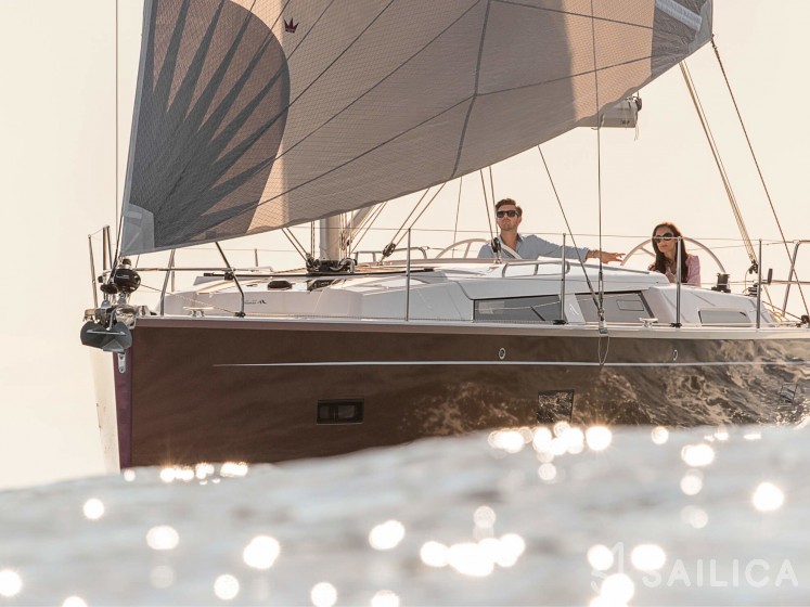 Hanse 388 - Yacht Charter Sailica