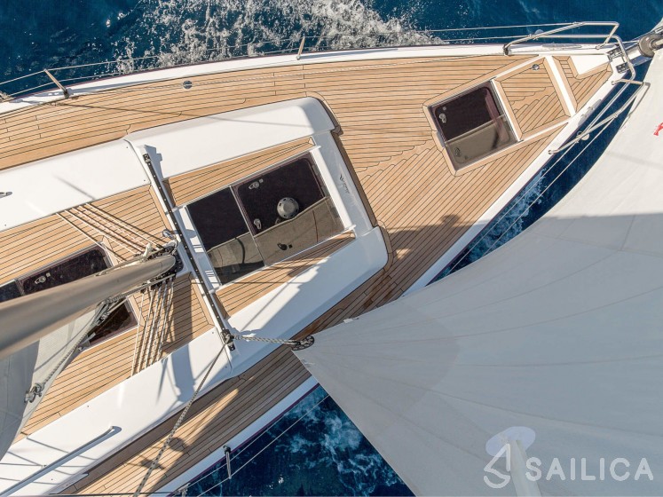 Hanse 388 - Yacht Charter Sailica