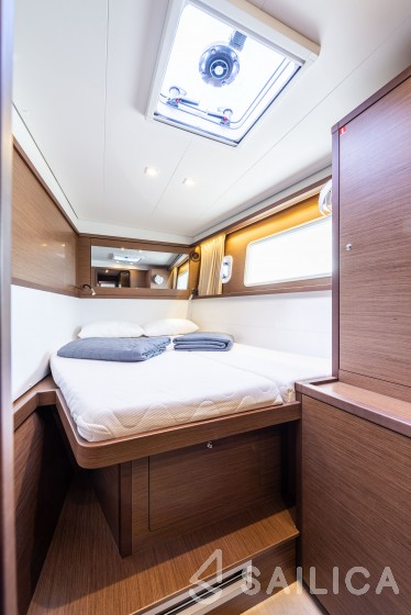 Lagoon 450  Flybridge - Yacht Charter Sailica