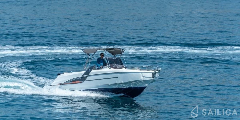 Beneteau Flyer 7.7 SUNdeck - Yacht Charter Sailica