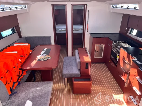 Hanse 460 - Yacht Charter Sailica