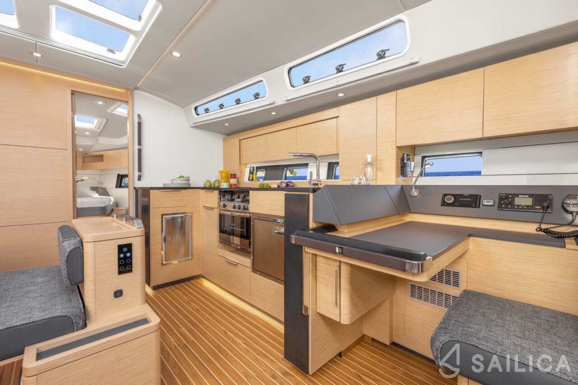 Hanse 460 - Yacht Charter Sailica