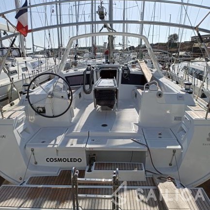 Oceanis 48 - Yacht Charter Sailica