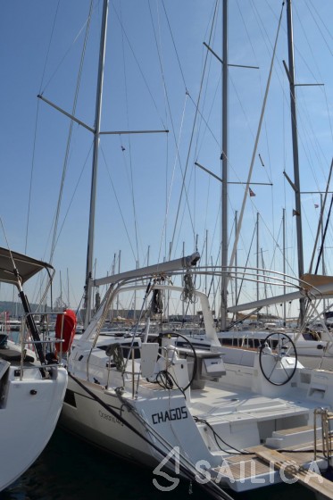 Oceanis 48 - Yacht Charter Sailica