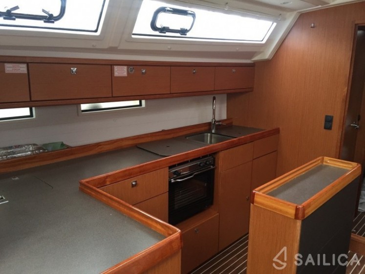Bavaria Cruiser 46 - Yacht Charter Sailica