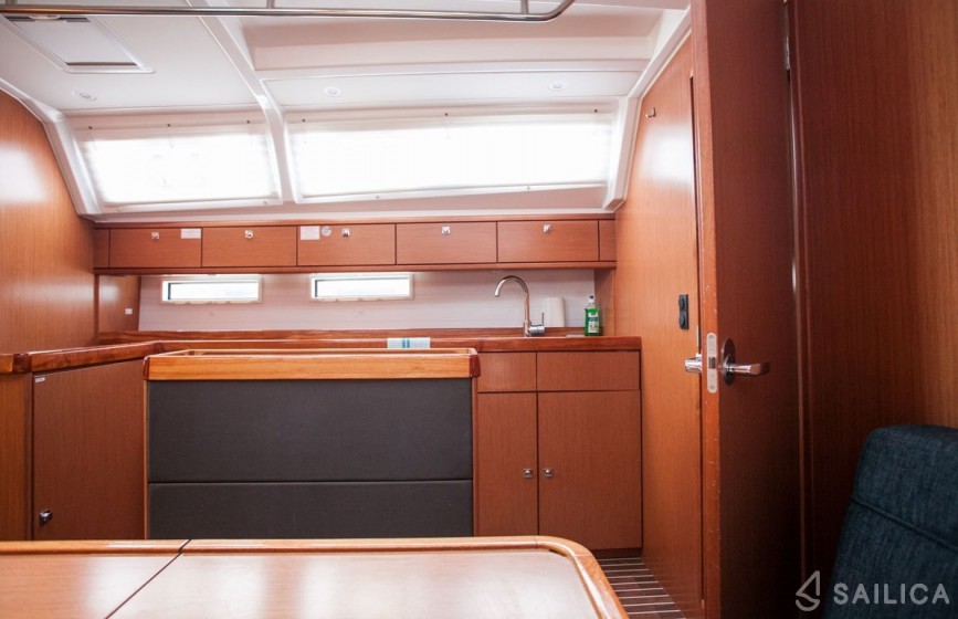 Bavaria Cruiser 46 - Yacht Charter Sailica