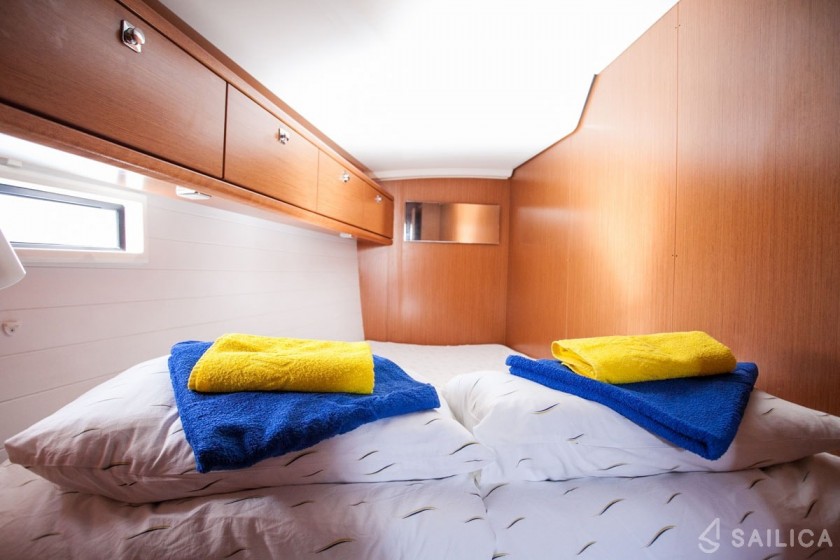Bavaria Cruiser 46 - Yacht Charter Sailica