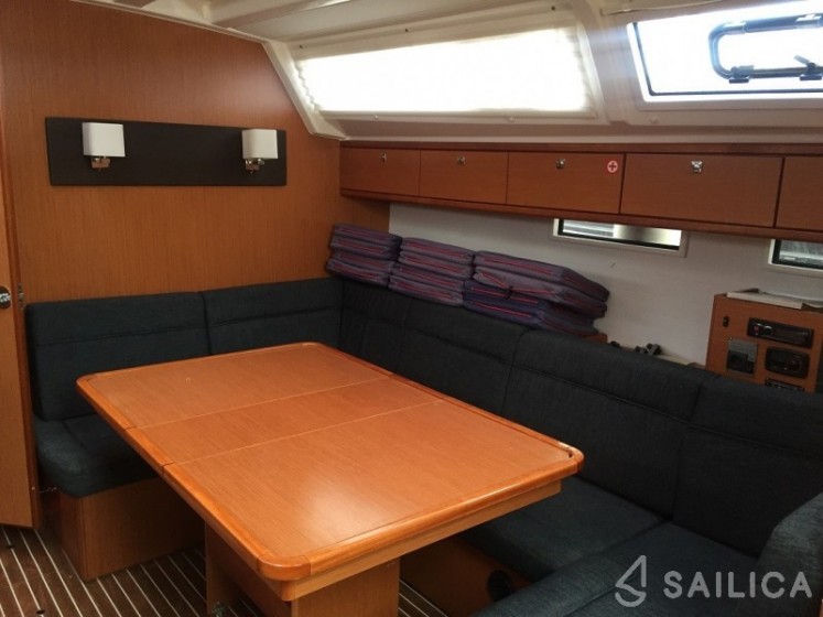Bavaria Cruiser 46 - Yacht Charter Sailica