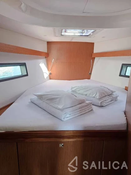 Bavaria C42 - Yacht Charter Sailica