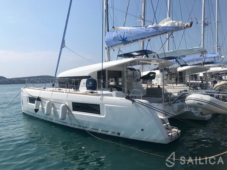 Lagoon 40 - Yacht Charter Sailica