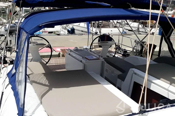 Oceanis 46.1 - Yacht Charter Sailica