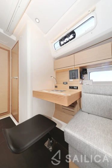 Hanse 458 - Yacht Charter Sailica