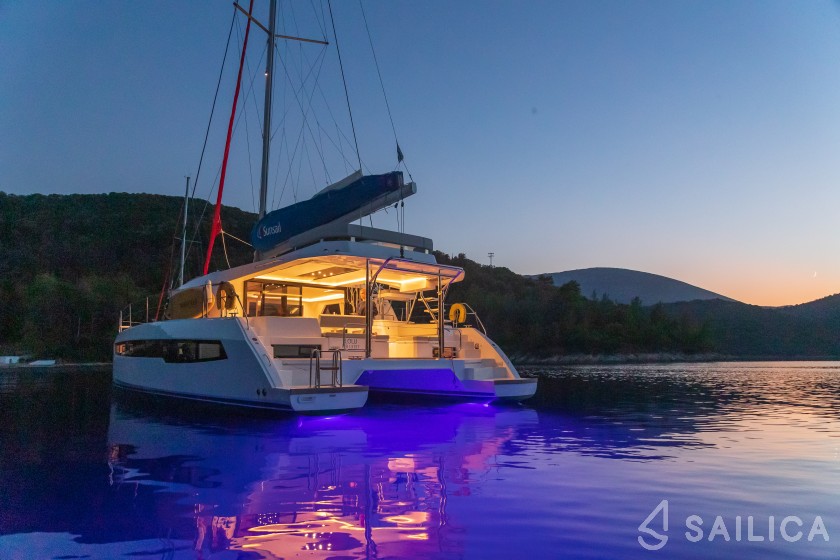 Leopard 45 - Yacht Charter Sailica