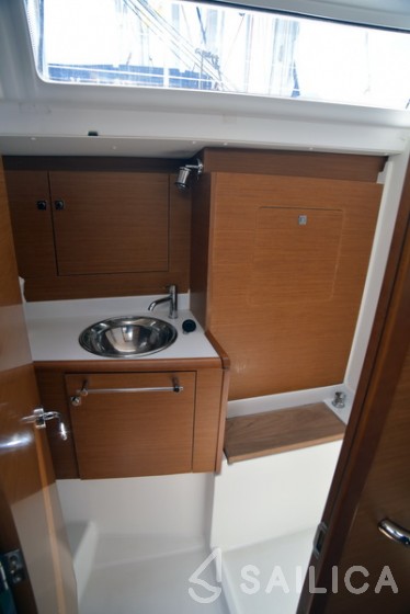 Sun Odyssey 449 - Yacht Charter Sailica
