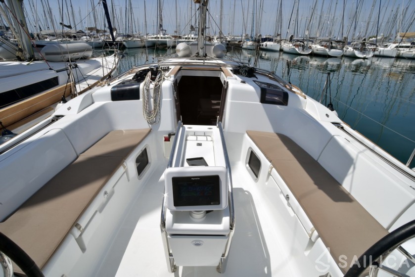 Sun Odyssey 449 - Yacht Charter Sailica
