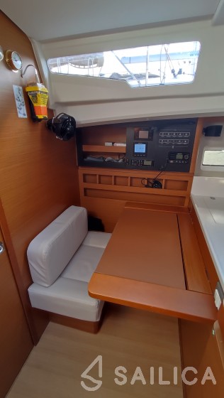 Sun Odyssey 440 - Yacht Charter Sailica