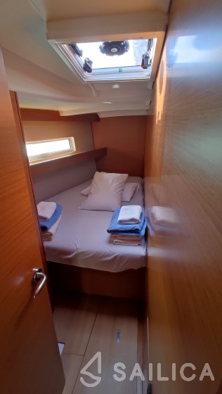 Sun Odyssey 440 - Yacht Charter Sailica