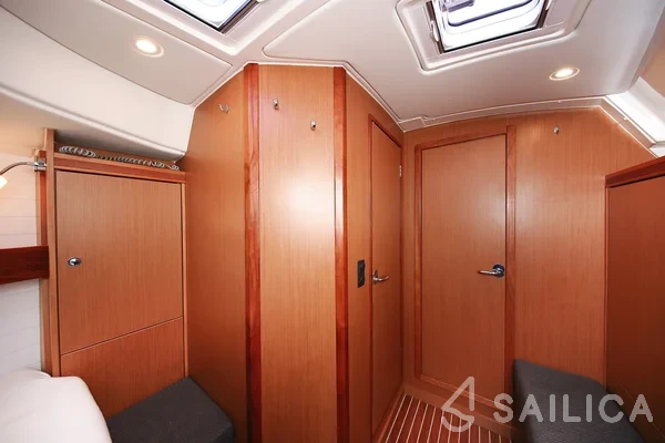 Bavaria 40 Cruiser - Yacht Charter Sailica