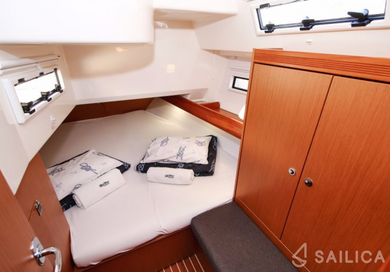 Bavaria 40 Cruiser - Yacht Charter Sailica