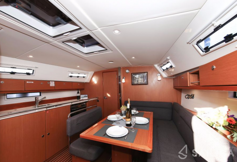 Bavaria 40 Cruiser - Yacht Charter Sailica