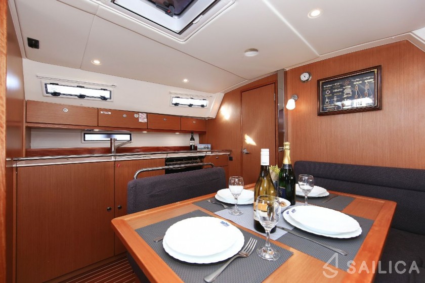 Bavaria 40 Cruiser - Yacht Charter Sailica