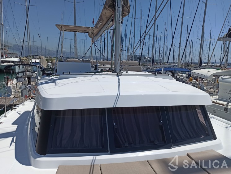 Bali Catspace - Yacht Charter Sailica
