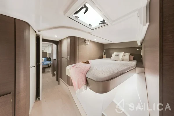 Bali Catspace - Yacht Charter Sailica