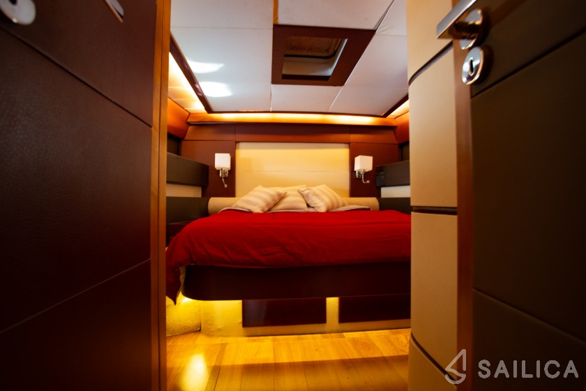 Leopard 23 - Yacht Charter Sailica