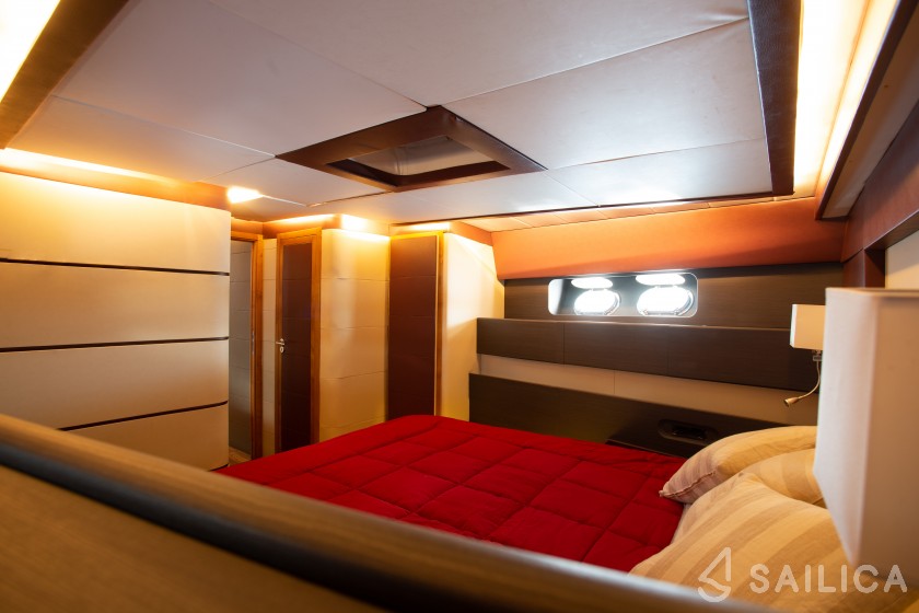 Leopard 23 - Yacht Charter Sailica