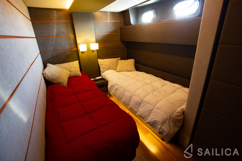 Leopard 23 - Yacht Charter Sailica