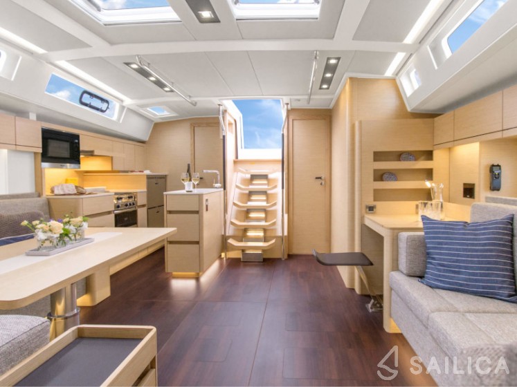 Hanse 548 - Yacht Charter Sailica