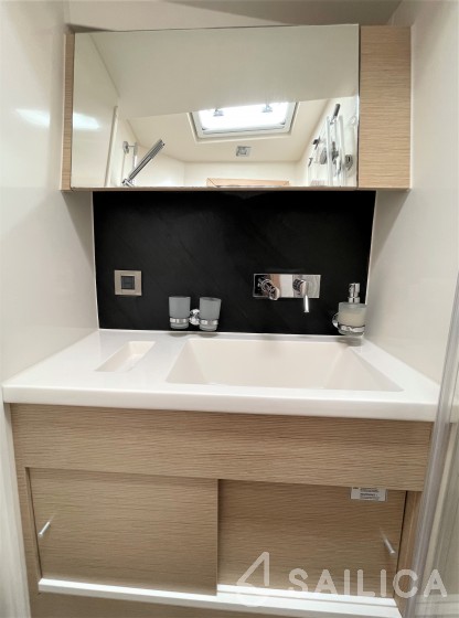 Hanse 548 - Yacht Charter Sailica