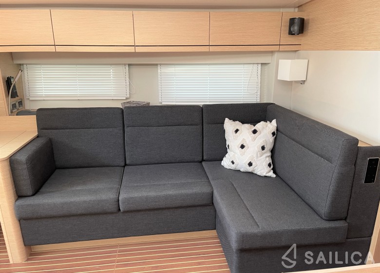 Hanse 548 - Yacht Charter Sailica