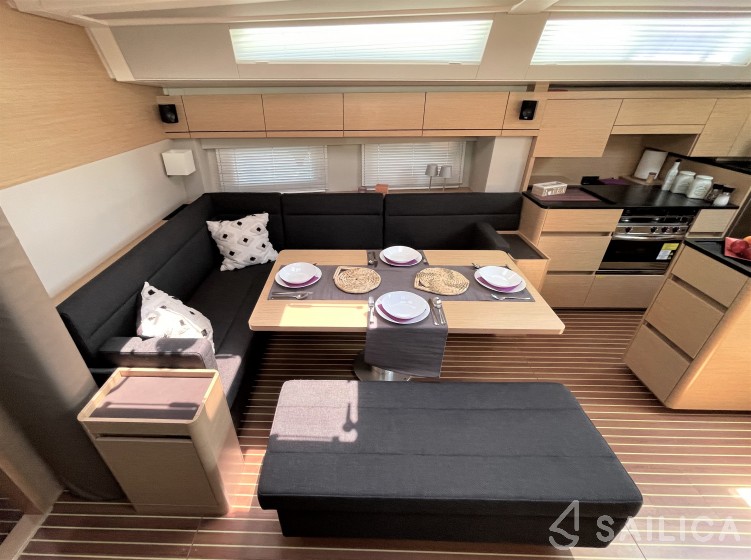 Hanse 548 - Yacht Charter Sailica
