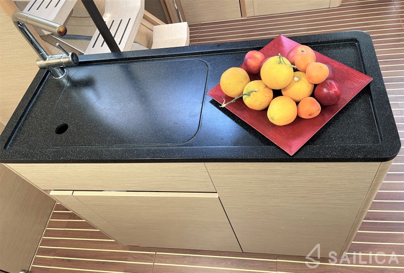 Hanse 548 - Yacht Charter Sailica