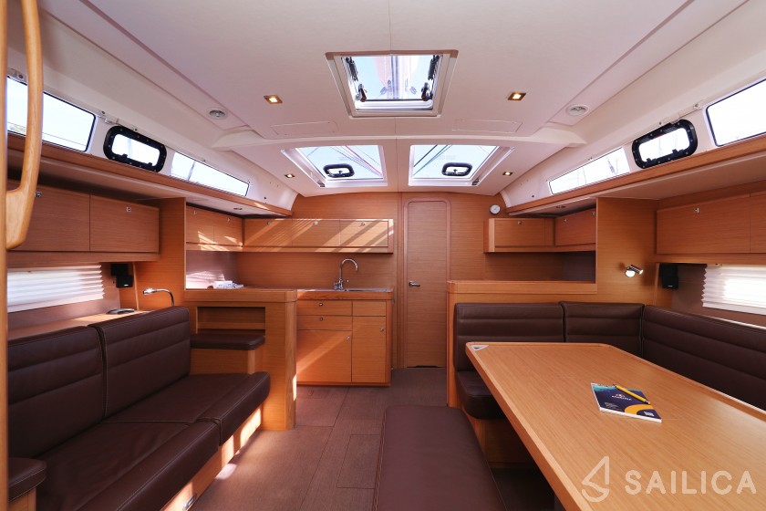 Dufour 460 GL - Yacht Charter Sailica