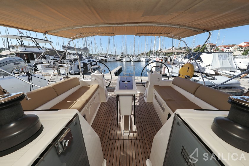 Dufour 460 GL - Yacht Charter Sailica
