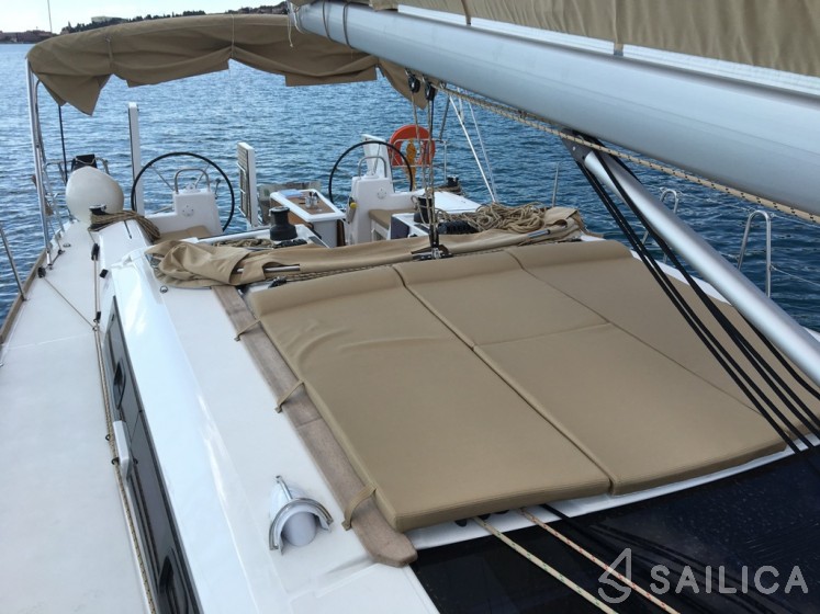 Dufour 460 GL - Yacht Charter Sailica