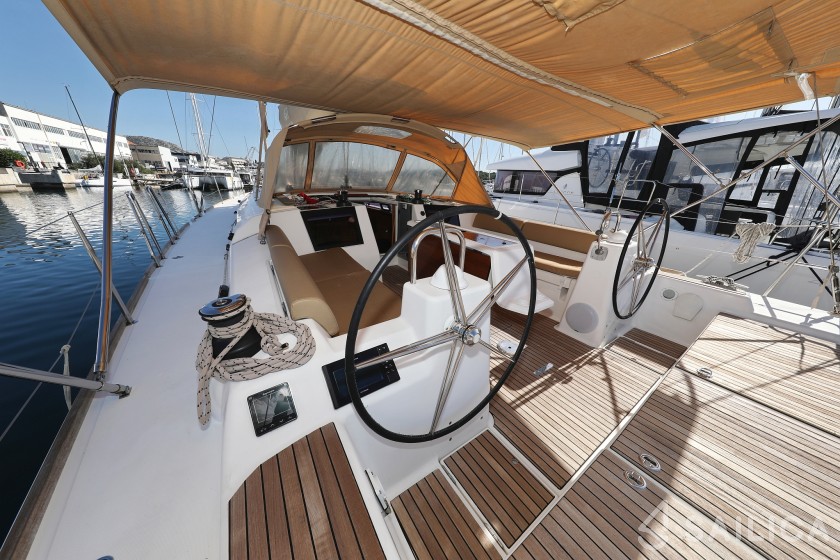 Dufour 460 GL - Yacht Charter Sailica