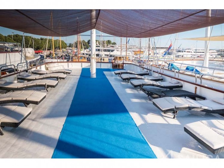 Motoryacht - Yacht Charter Sailica