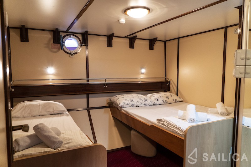 Motoryacht - Yacht Charter Sailica