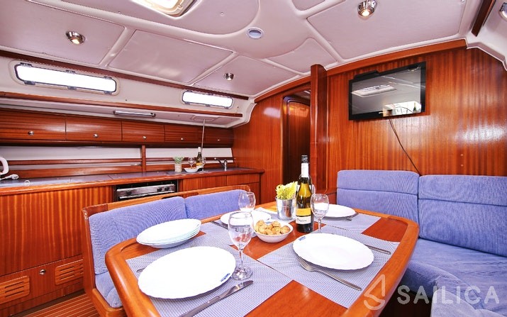 Bavaria 44 - Yacht Charter Sailica