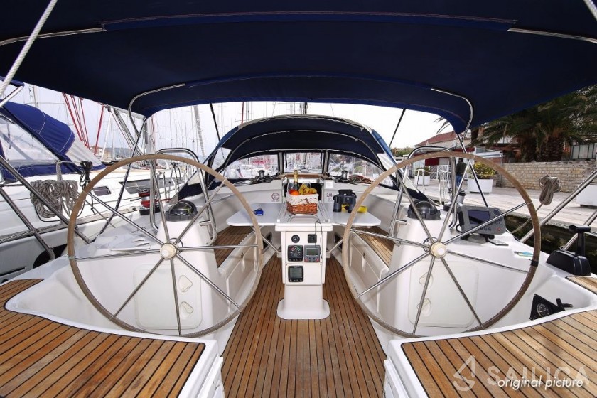 Bavaria 44 - Yacht Charter Sailica