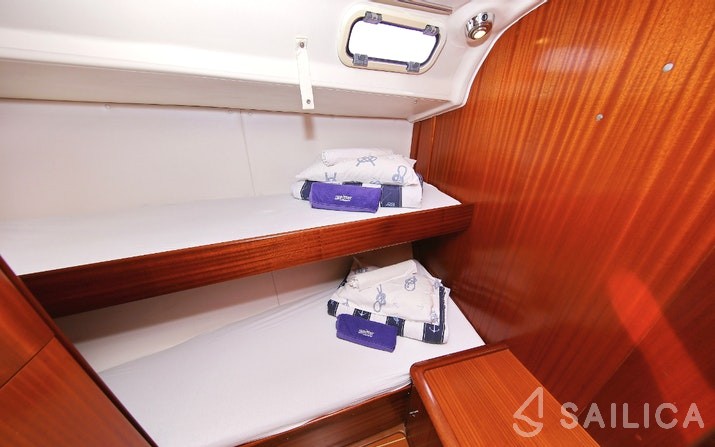 Bavaria 44 - Yacht Charter Sailica