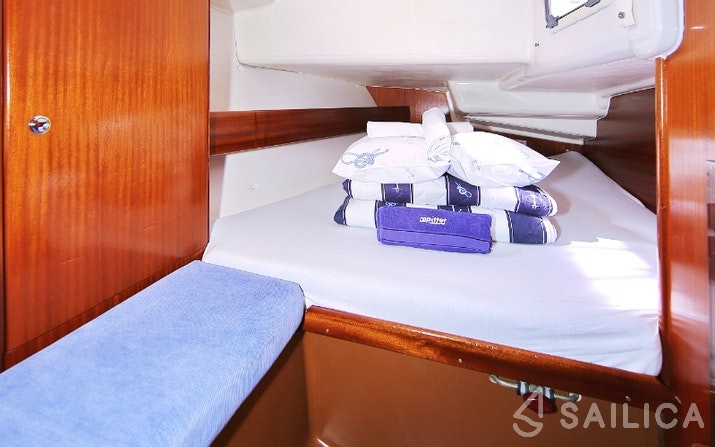 Bavaria 44 - Yacht Charter Sailica